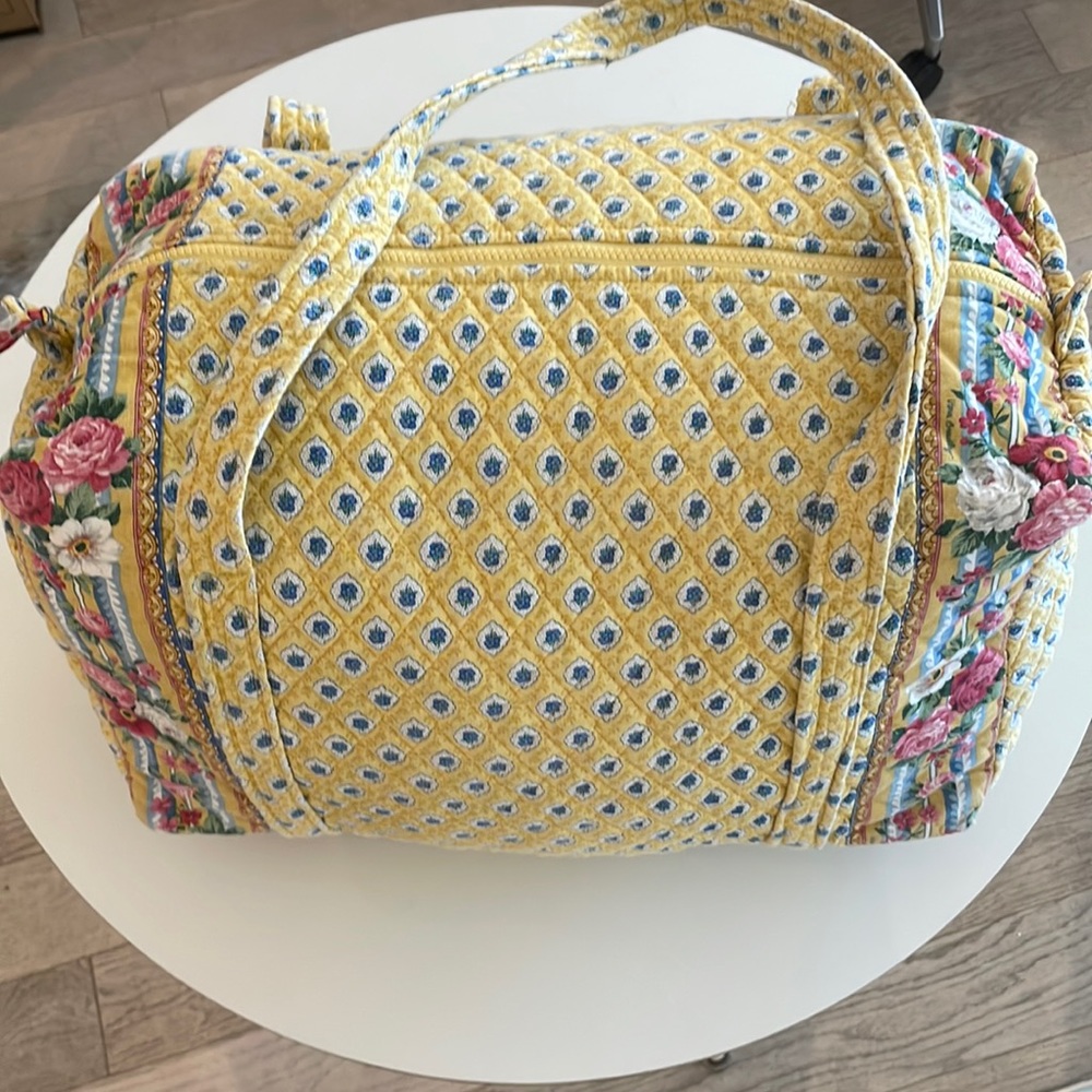 Vera Bradley Original Quilted Pale Yellow Print Zipper Duffle Bag